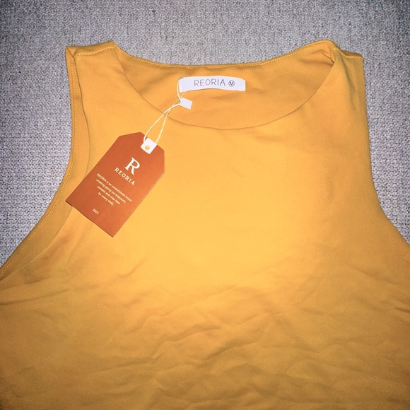 REORIA Yellow Cropped Tank Top - Picture 2 of 6